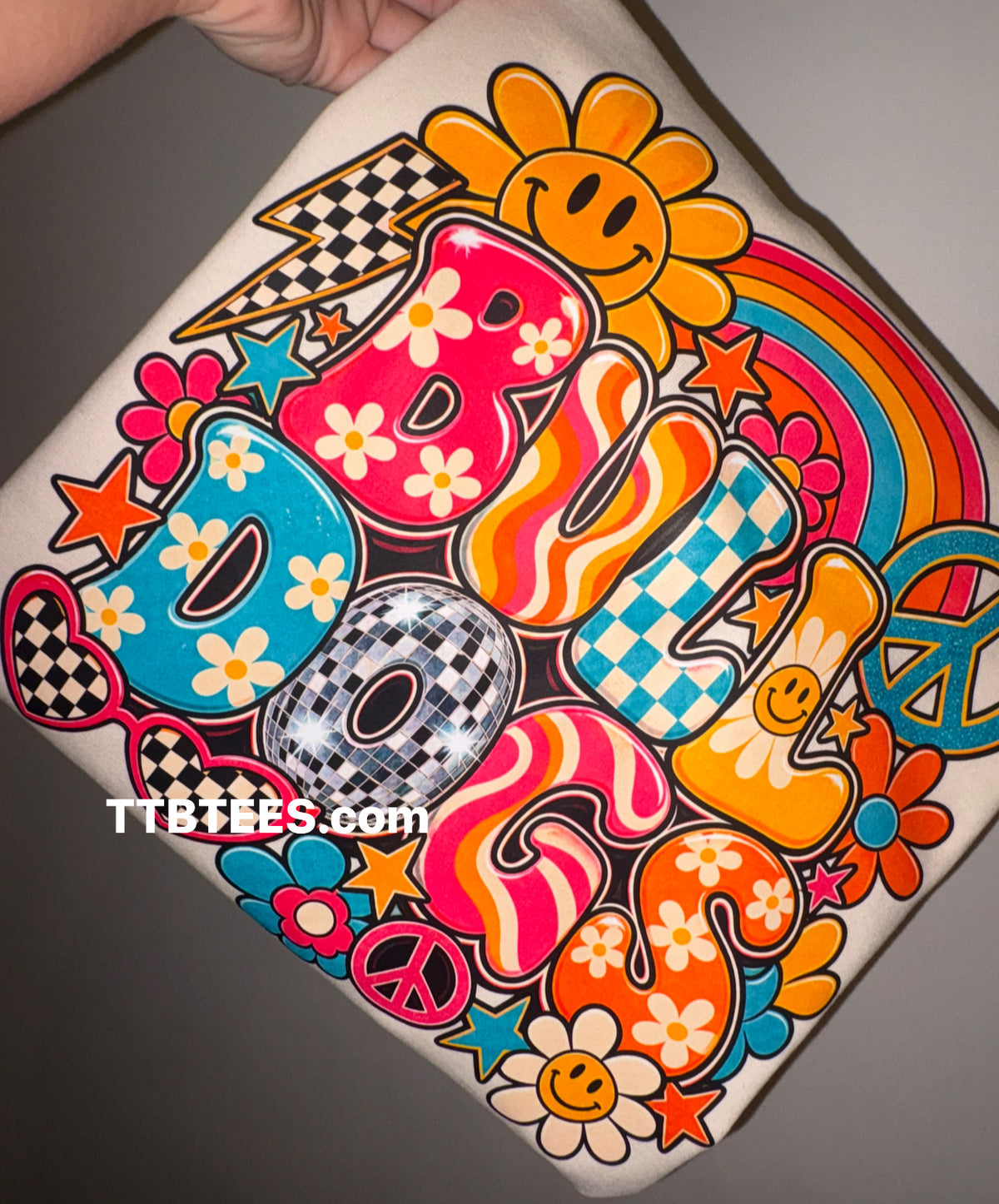 Retro groovy Bulldogs tee