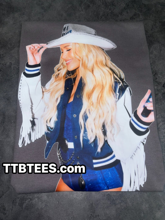 Blue and Blonde Megan