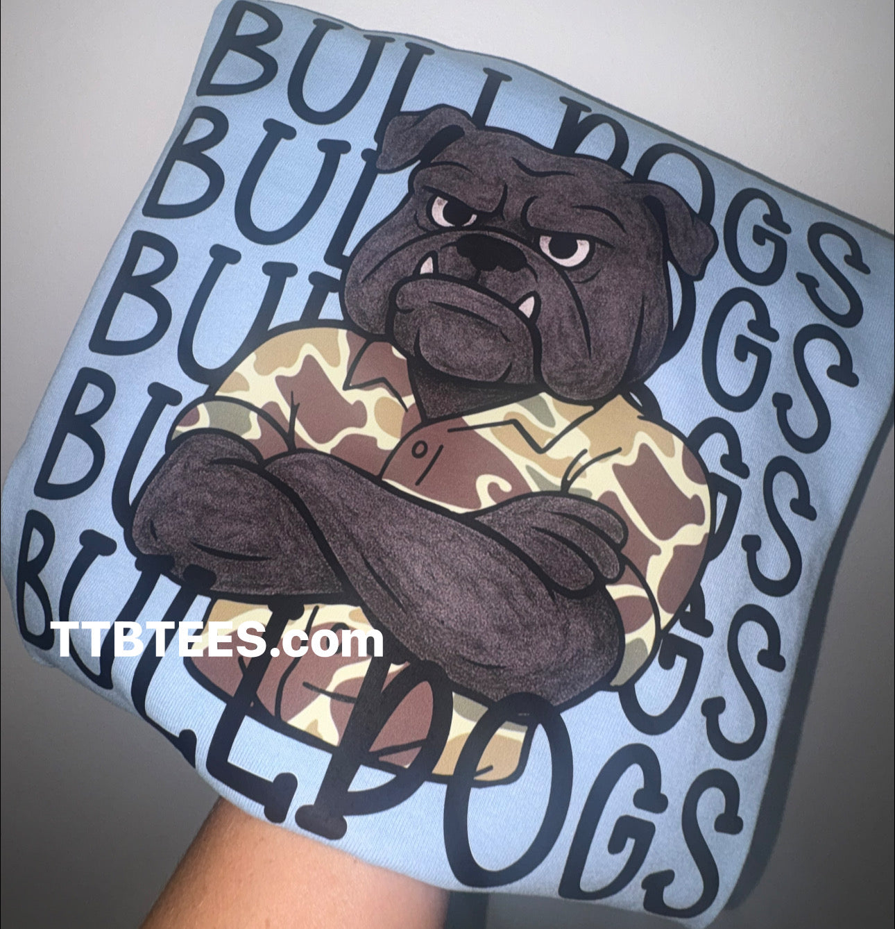 Bulldogs Camo tee