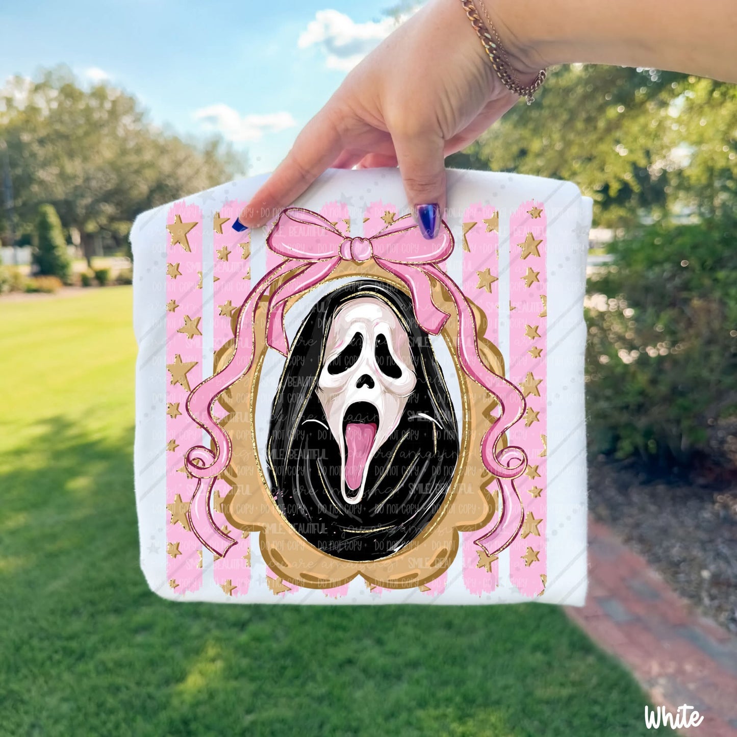 Spooky scream tee